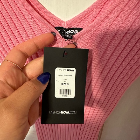 High stretch pink sweater dress - Picture 4 of 5